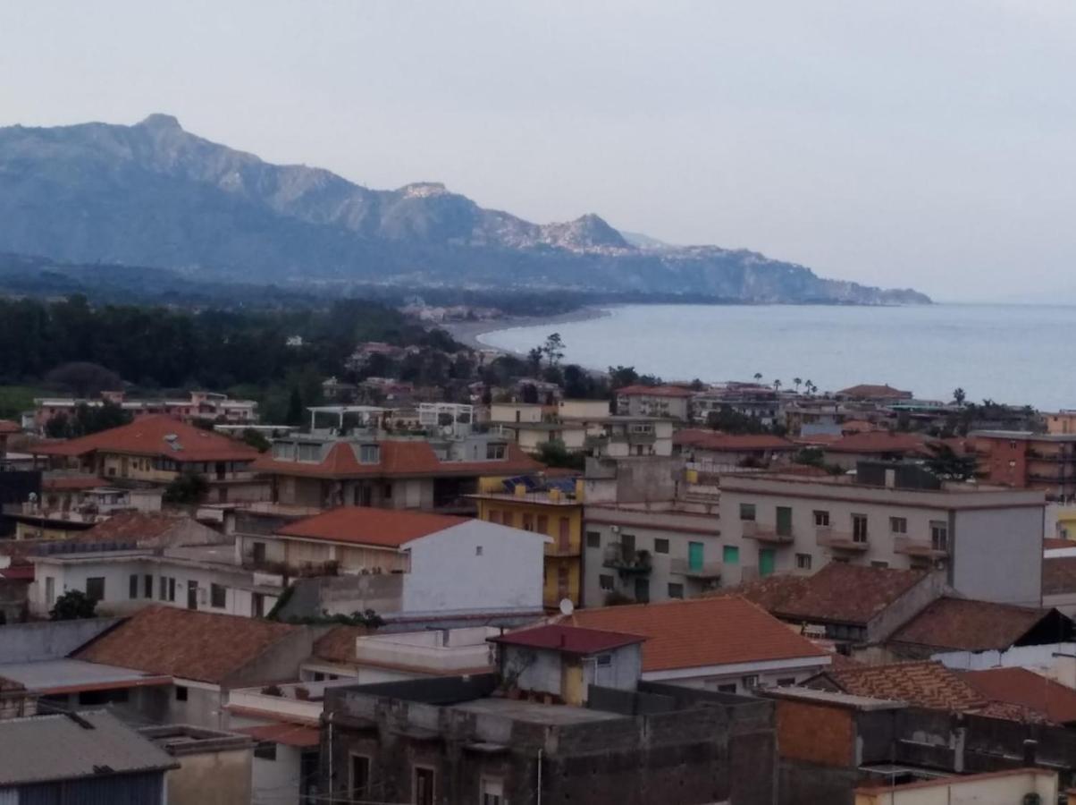 Casa Donna Rosaria Tra Etna E Taormina Apartment Рипосто Екстериор снимка