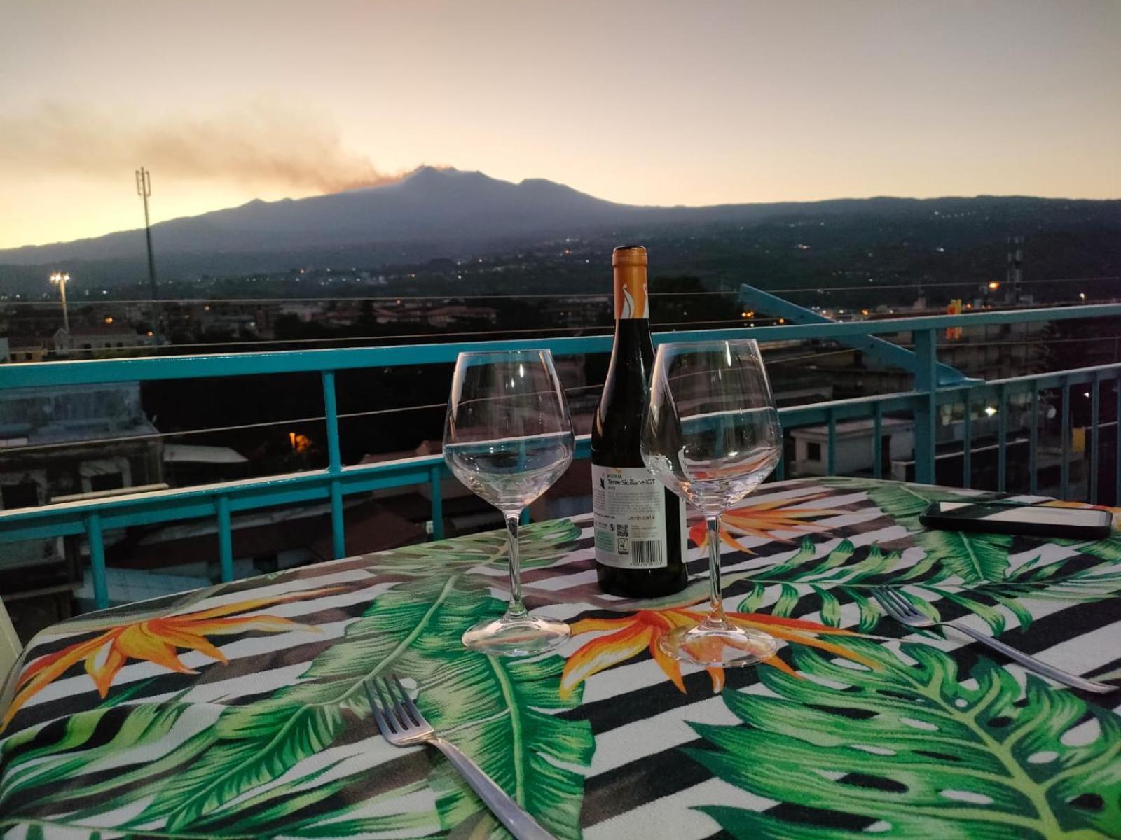Casa Donna Rosaria Tra Etna E Taormina Apartment Рипосто Екстериор снимка